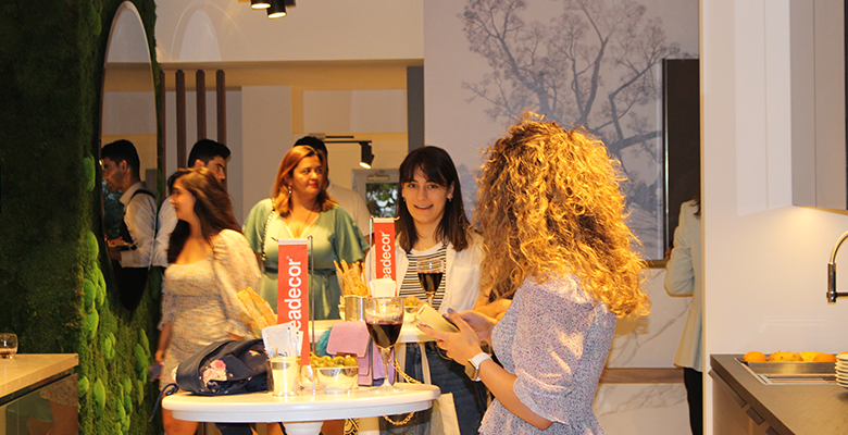 Special "Welcome to Summer" Invitation for TMMOB Members by Lineadecor