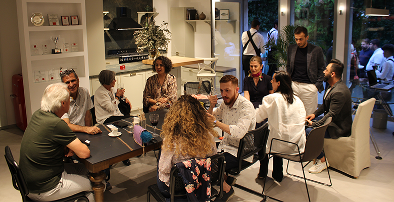 Special "Welcome to Summer" Invitation for TMMOB Members by Lineadecor