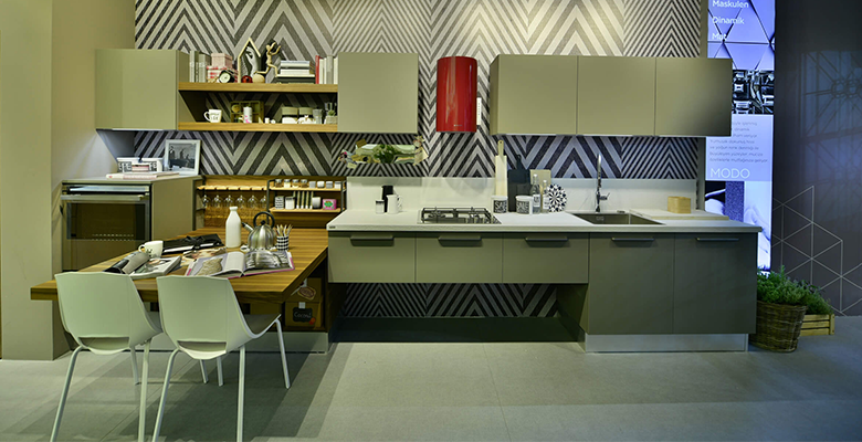 Gold Magnet Stand Design Award Won by Lineadecor